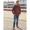 Straight Fit: Jeans mit Details